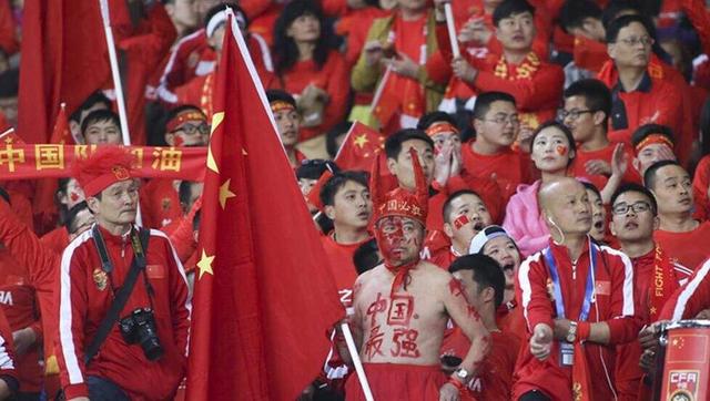 谈2023年“这一年我在个人层面上很好，渴望为团队取得重要的成就，我仍然在努力工作，努力保持最佳状态，努力在场上场下帮助球队。